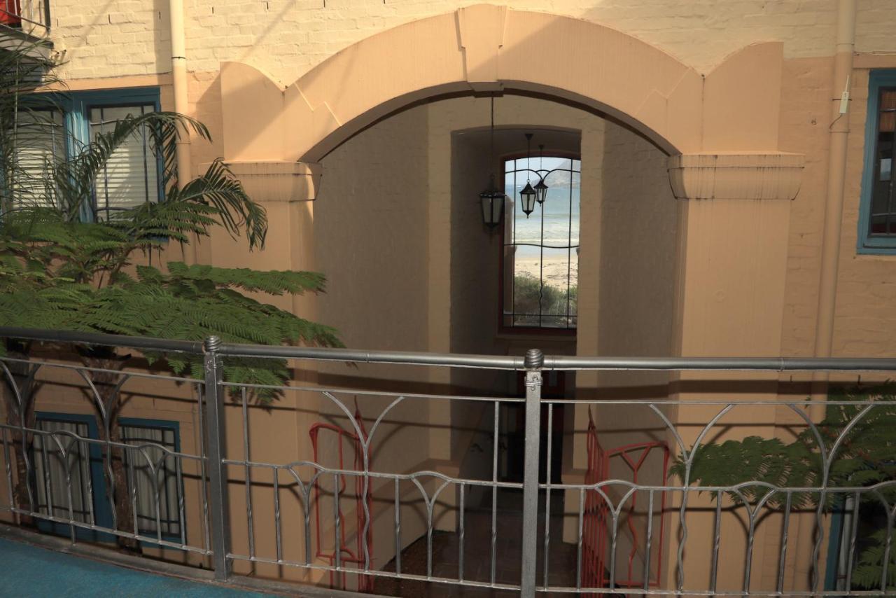 29 The Village Hout Bay Exterior photo